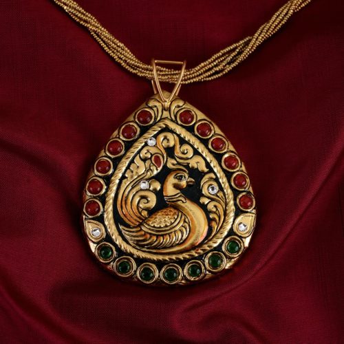 exquisite-tanjore-paintinglike-pendant-weavemaya-Bangalore-India-Maya-teardrop-peacock-border