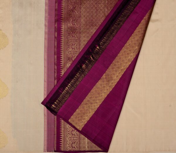 Elegant Kanjivaram Kanya Zari Mutthu Seer Borderless Butta Rich Pallu Weavemaya Bangalore India Maya Cream 3092301 2